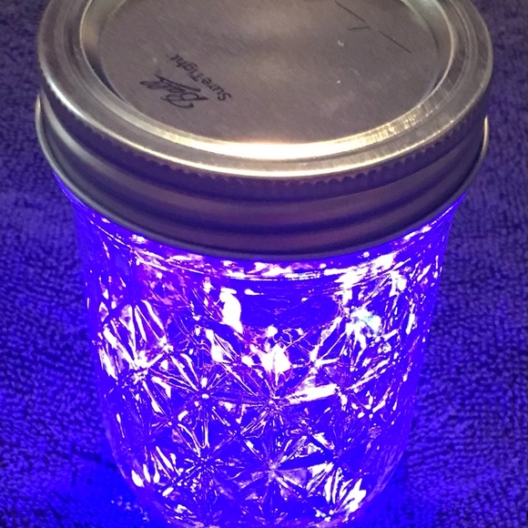 PURPLE 1/2 PINT MASON JAR w/ LED FAIRY-LIGHTS/HANDMADE - Picture 4 of 13